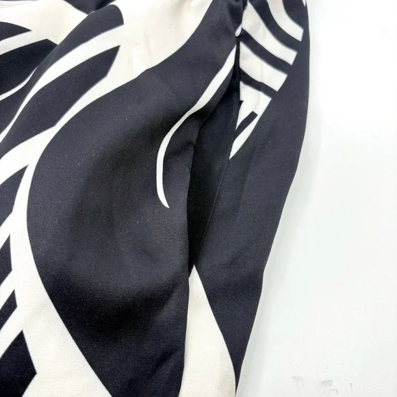 Two Piece Black And Cream Long Sleeve Pantsuit with Abstract Print - Picture 10 of 10